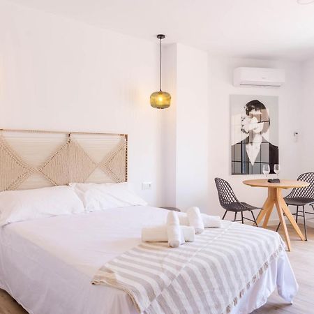 Apartment Carihuela Beach Malaga Torremolinos Exterior foto