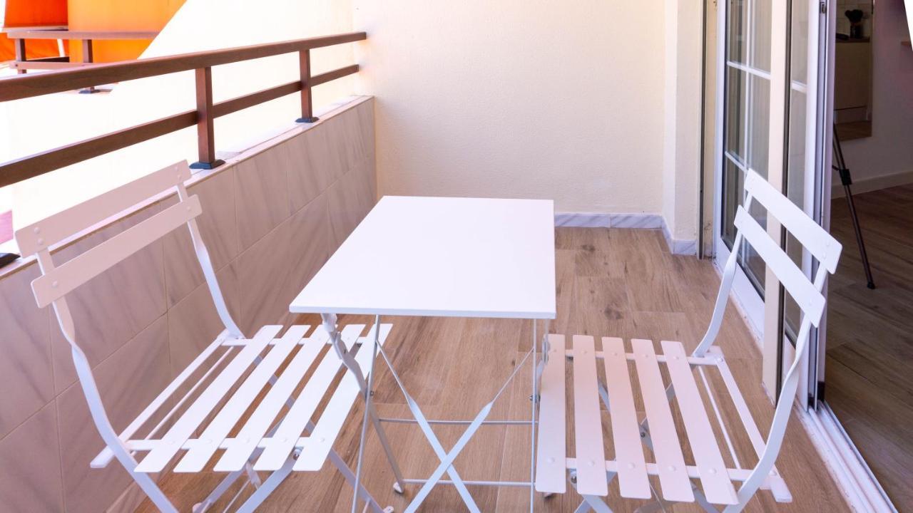 Apartment Carihuela Beach Malaga Torremolinos Exterior foto